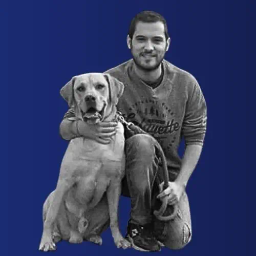 Carlos Villa